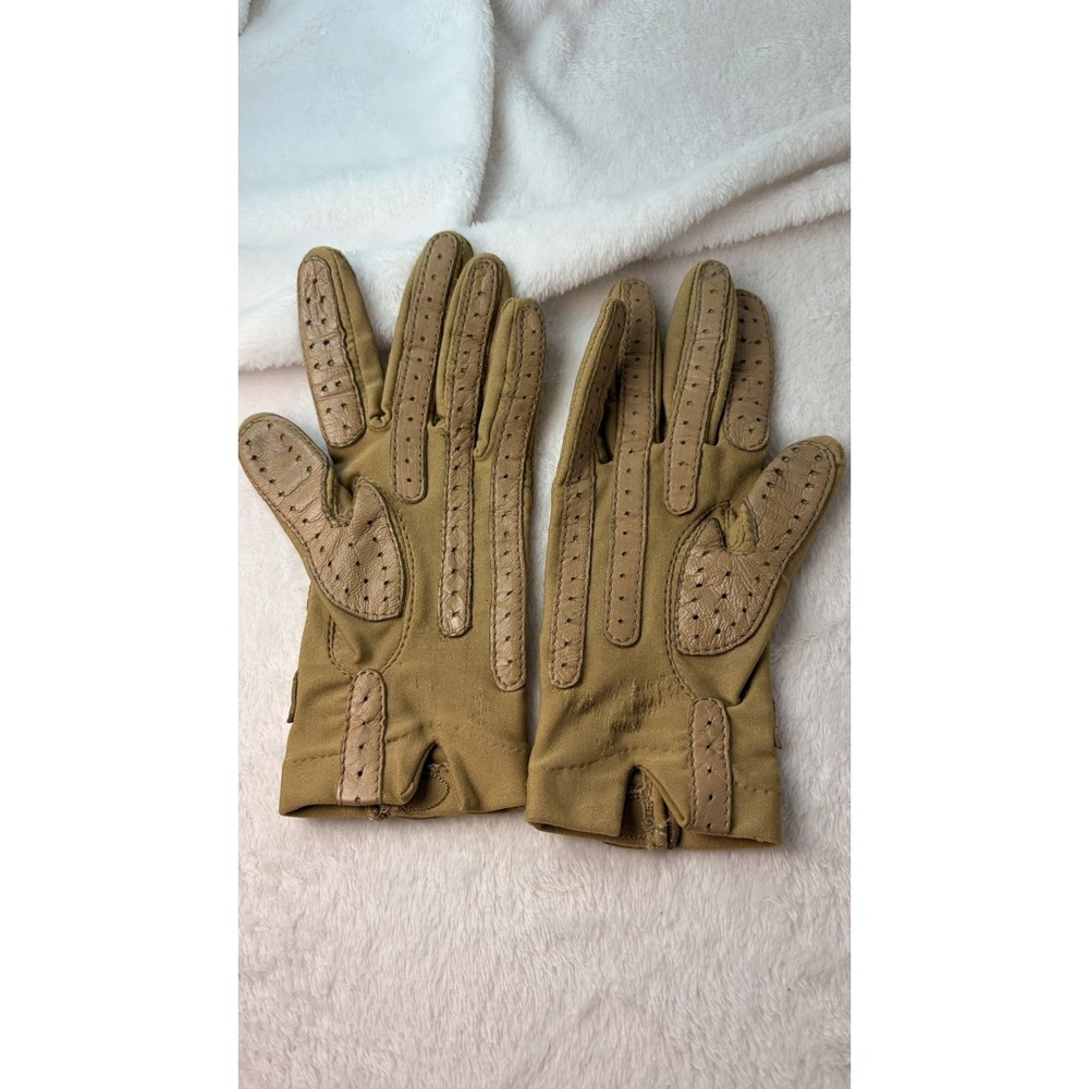 Vintage 70s Aris Isotoner Women's Stretch Driving Gloves Tan Leather Chevron OS